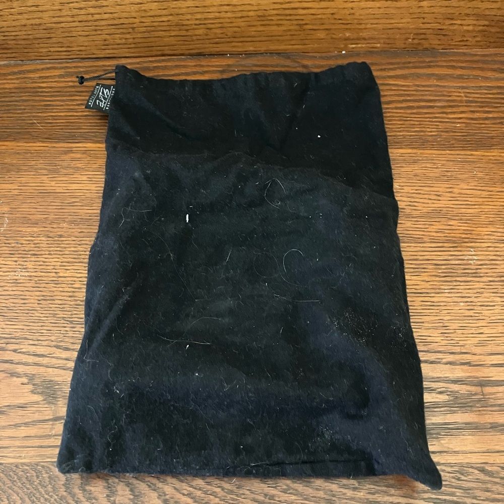 Black Hotel Arts Barcelona Dust Bag